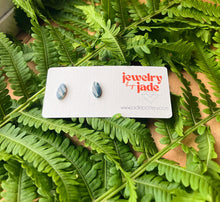 Load image into Gallery viewer, teal and bisque porcelain marble swirl stud earrings small