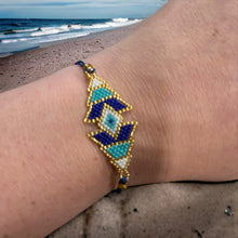 Load image into Gallery viewer, geometric evil eye beaded bracelet miyuki beads handmade in bali
