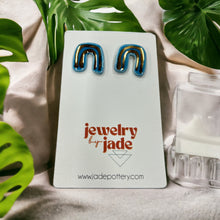 Load image into Gallery viewer, Porcelain arch studs hand made 22k gold detail