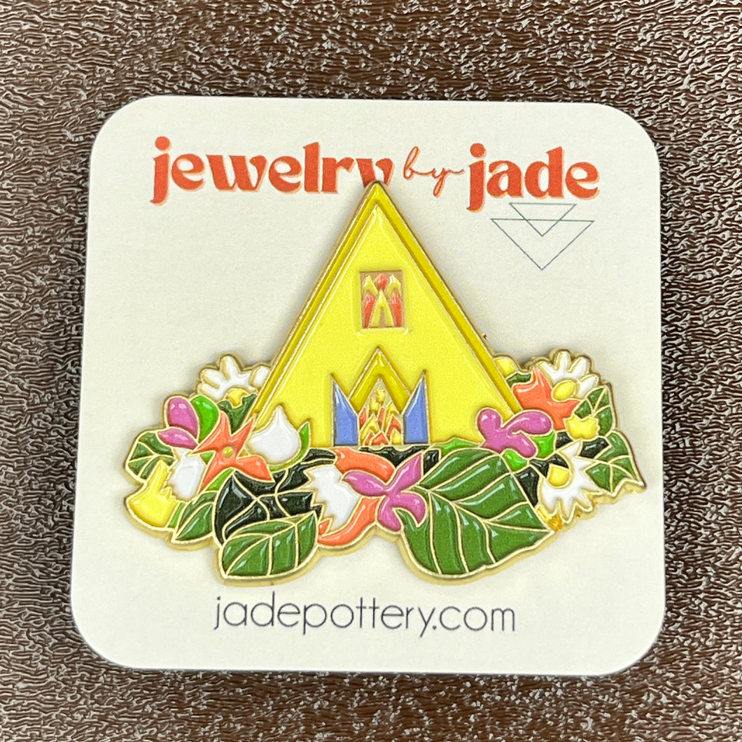 Midsommar House enamel pin